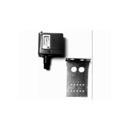 Johnson Controls Spst Pressure Control, 50/300 Psig P70AA-150C