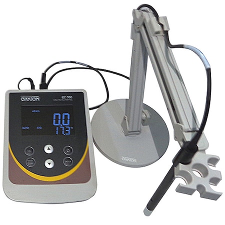 Oakton CON 700 METER W/PRB/ STND WD-35411-00