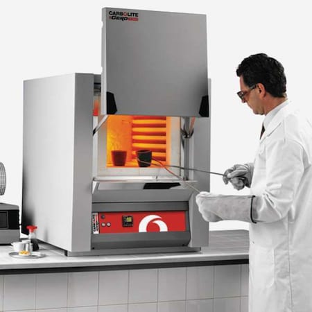 Carbolite Heavy Duty Box Furnace 1300C 36L 208/240 CWF13036-230SN