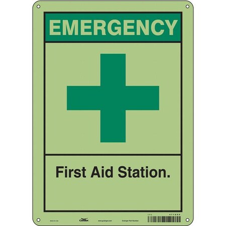 Condor First Aid Station, 10 in W x 14 in H, Vertical Rectangle, Polyethylene, 471U95 471U95