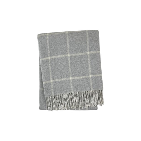 Homeroots 50" X 67" Light Gray And White Cotton Blend Woven Plaid Throw Blanket with Fringe 632899