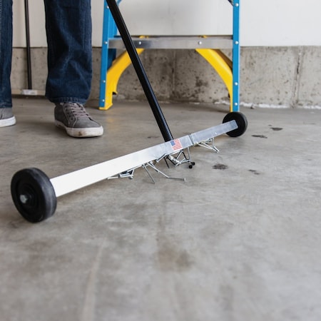 Master Magnetics 29'' Magnetic Floor Sweeper 7265