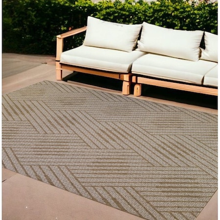 Homeroots 9' X 12' Beige Geometric Stain Resistant Indoor Outdoor Area Rug 531628