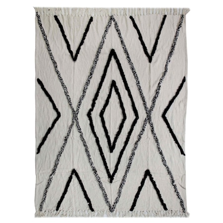 Homeroots 60" X 50" Cream Woven Cotton Geometric Throw Blanket with Fringe 516540
