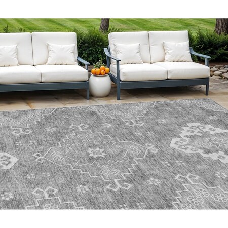 Homeroots 9' X 12' Gray And Ivory Medallion Washable Indoor Outdoor Area Rug 589042
