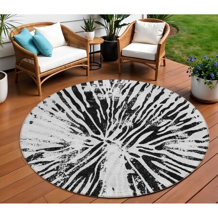 Homeroots 8' Ivory Black And Gray Round Abstract Washable Indoor Outdoor Area Rug 588012