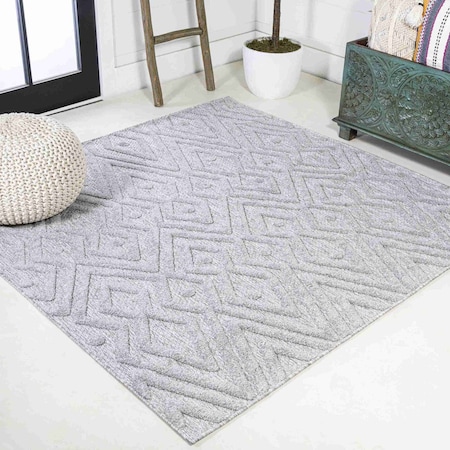 Jonathan Y Balansat Moroccan Diamond Light Gray 5 ft Square Indoor/Outdoor Area Rug IBZ100C-5SQ