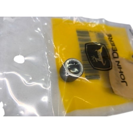 John Deere BUSHING, JOHN DEERE OEM B11526  B11526