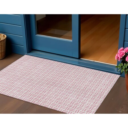 Homeroots 3' X 5' Pink And Ivory Geometric Washable Indoor Outdoor Area Rug 614767