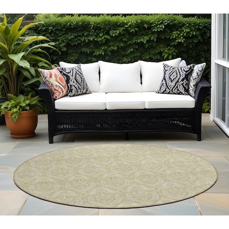 Homeroots 8' Round Light Green Round Damask Washable Non Skid Indoor Outdoor Area Rug 563858