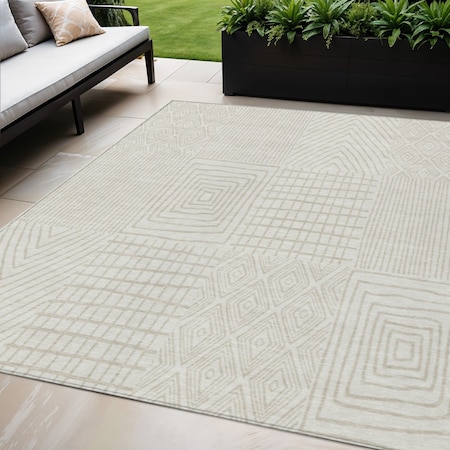 Homeroots 5' X 8' Ivory And Beige Geometric Washable Indoor Outdoor Area Rug 596939