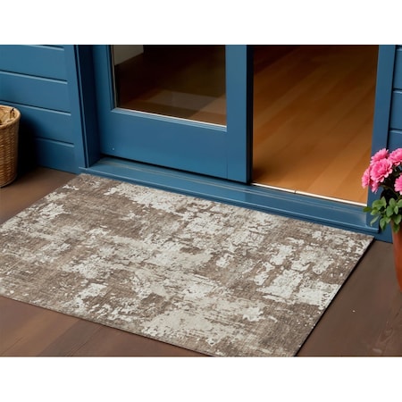 Homeroots 3' X 5' Brown And Beige Abstract Washable Indoor Outdoor Area Rug 597938