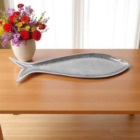 Homeroots 23" Silver Cast Aluminum Fish Serving Tray 634490