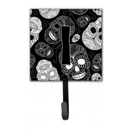 Carolines Treasures Letter I Day Of The Dead Skulls Black Leash and Key Holder CJ2008-ISH4