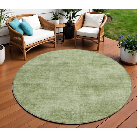 Homeroots 8' Green Round Washable Indoor Outdoor Area Rug 598820