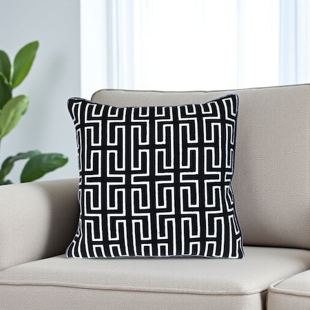 Homeroots 20" X 20" Black Geometric Cotton Zippered Pillow 529304