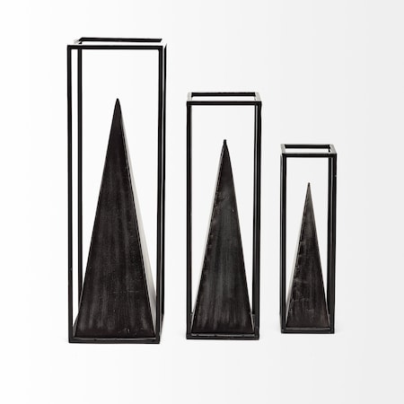 Homeroots Black Metal Framed Pyramid Sculpture 392449