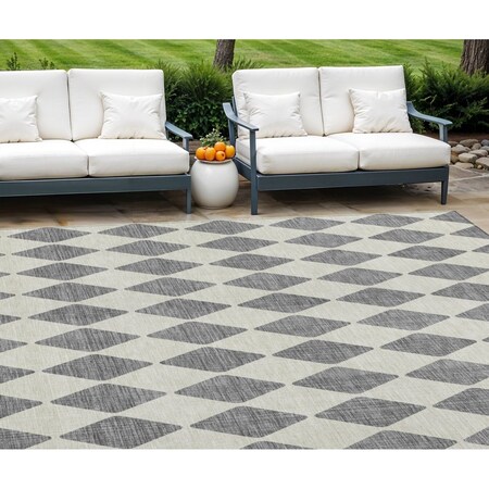 Homeroots 9' X 12' Gray And Ivory Geometric Washable Indoor Outdoor Area Rug 577047