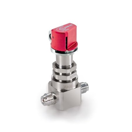 Ham-Let Manual Valve, 2 Port UCV, 1/4 in, Male Seal HM20-4VKLQ-M4-ISLT