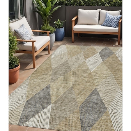 Homeroots 5' X 8' Wheat Taupe And Ivory Argyle Washable Indoor Outdoor Area Rug 613742