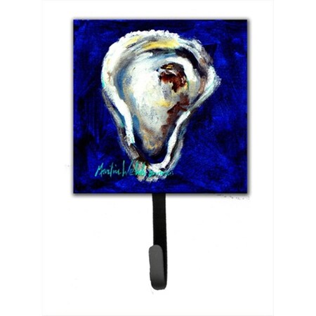 Carolines Treasures 4.25 W x 7 H in. Oyster One Shell Leash Or Key Holder MW1047SH4