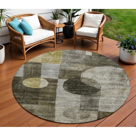 Homeroots 8' Taupe Gray And Charcoal Round Geometric Washable Indoor Outdoor Area Rug 604350