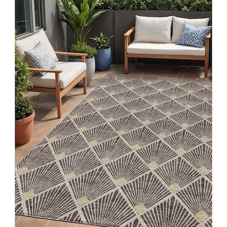 Homeroots 5' X 8' Brown And Beige Geometric Washable Indoor Outdoor Area Rug 594696