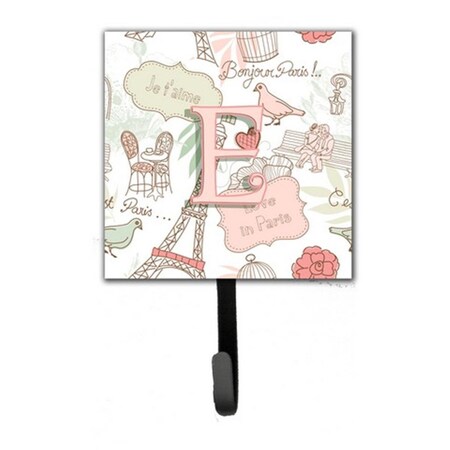 Carolines Treasures Letter E Love In Paris Pink Leash and Key Holder CJ2002-ESH4