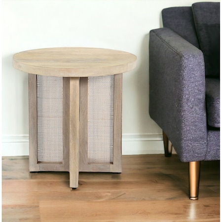 Homeroots 22" Natural Solid Wood And Rattan Round End Table 548886