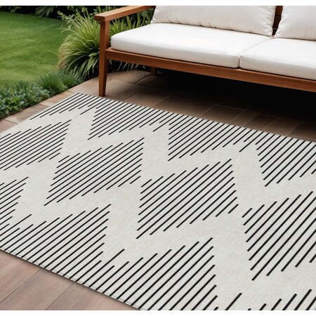 Homeroots 8' X 10' Ivory And Black Geometric Washable Indoor Outdoor Area Rug 598583