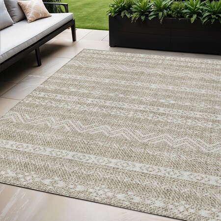 Homeroots 5' X 8' Beige And Ivory Southwestern Washable Indoor Outdoor Area Rug 587507