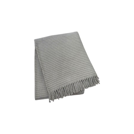 Homeroots 55" X 70" Light Gray Cotton Blend Waffle Weave Throw Blanket with Fringe 632916