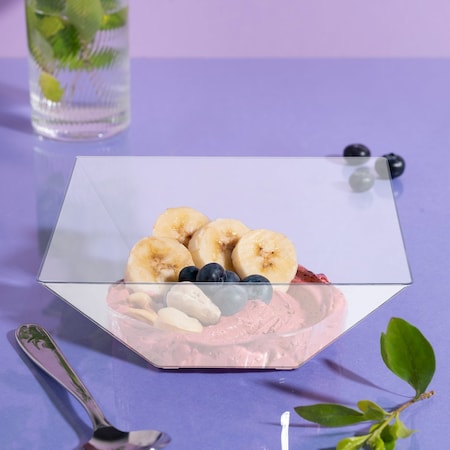 Smarty Had A Party 4 qt. Clear Square Plastic Serving Bowls (24 Bowls), 24PK 7922-CASE