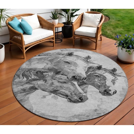 Homeroots 8' Gray And Silver Round Horse Washable Indoor Outdoor Area Rug 618675