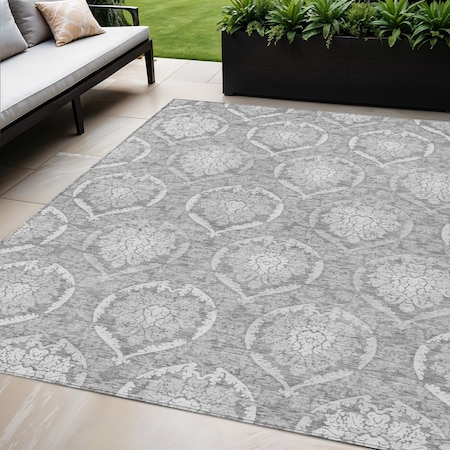 Homeroots 5' X 8' Gray And Silver Medallion Washable Indoor Outdoor Area Rug 587735
