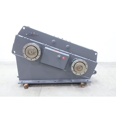 Falk SPECIAL DUAL OUTPUT ENCLOSED GEAR DRIVE 100HP 12.47/6.37:1 6-875323-01-3