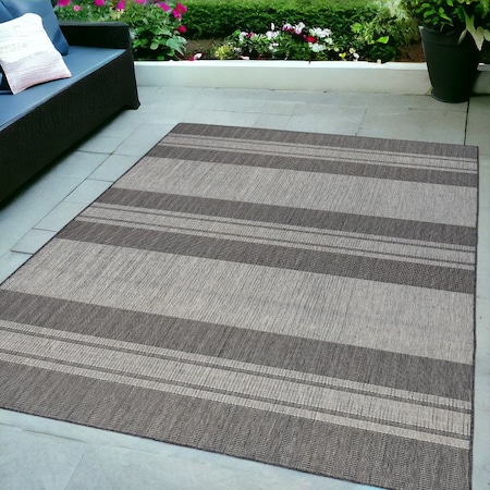 Homeroots 6' X 9' Blue and Gray Striped Stain Resistant Indoor Outdoor Area Rug 531652