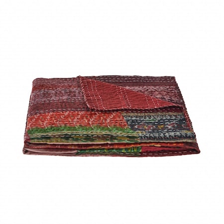 Homeroots 70" X 50" Red Kantha Silk Patchwork Throw Blanket with Embroidery 516589