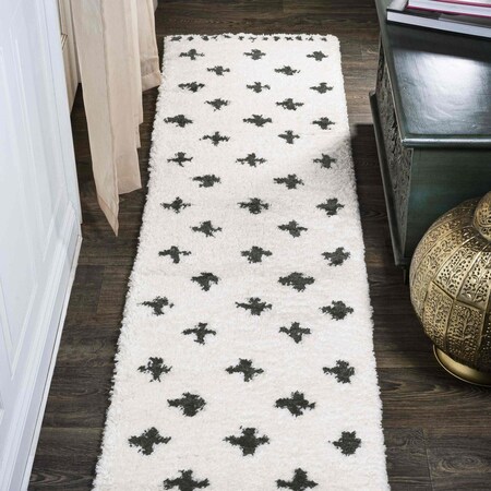Jonathan Y Cristo Berber Geometric Shag White/Gray 2 ft. x 10 ft. Runner Rug MOH403A-210