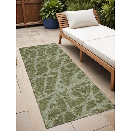 Homeroots 8' Runner Green Abstract Washable Non Skid Indoor Outdoor Runner Rug 559641