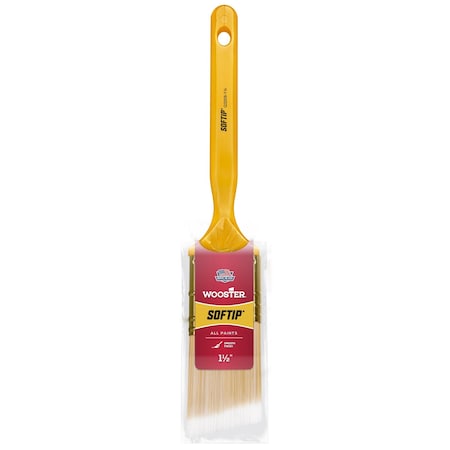 Wooster Softip Paint Brush, Angled Profile, 1.5in Wide, Plastic Kaiser Handle 0Q32080014