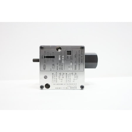 Toyooki PRESSURE SWITCH 12-24V-DC 0.4-2MPA HW1-3T0-02-DC-L