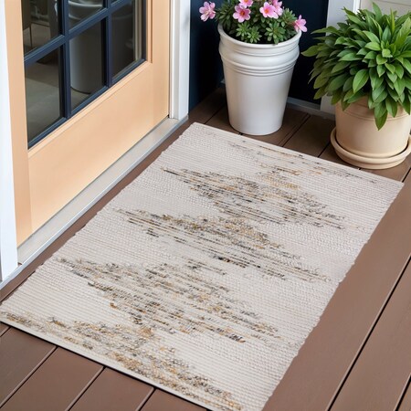 Homeroots 3' X 5' Beige Geometric Handmade Indoor Outdoor Area Rug 557206