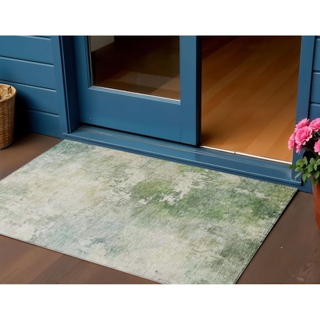 Homeroots 3' X 5' Artichoke Green And Ivory Abstract Washable Indoor Outdoor Area Rug 605500