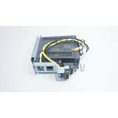 Mitsubishi SERVO DRIVE 170VAC 1KW 3PH 200-240VAC MR-J4-100B-RJ020 SC-J2SBJ4KT1K
