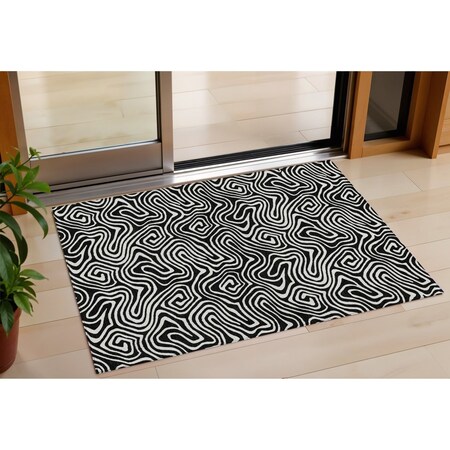Homeroots 3' X 5' Black And Ivory Abstract Washable Indoor Outdoor Area Rug 599688