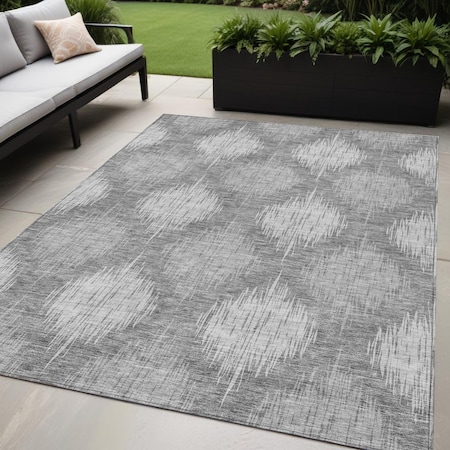 Homeroots 5' X 8' Gray Silver And Charcoal Ikat Washable Indoor Outdoor Area Rug 589153