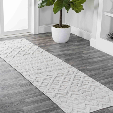 Jonathan Y Peralta Moroccan Diamond Ivory 2 ft. x 8 ft. Indoor/Outdoor Runner Rug IBZ103D-28