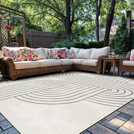 World Rug Gallery Modern Abstract Lines Weather Resistant Reversible Indoor/Outdoor Rug 7 ft 10 in x 10 ft Black WR110BLACK8X10