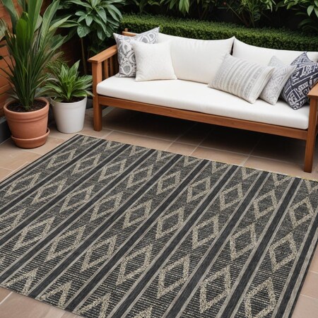 Homeroots 9' X 12' Black And Beige Geometric Washable Indoor Outdoor Area Rug 599608